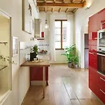 Bright, Romantic Retreat In Διαμέρισμα *