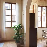 Διαμέρισμα Bright, Romantic Retreat In Φλωρεντία