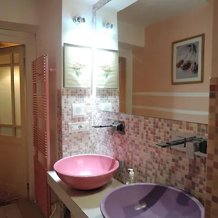Bright, Romantic Retreat In Διαμέρισμα *