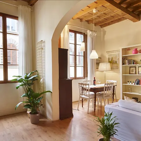 Bright, Romantic Retreat In Διαμέρισμα *