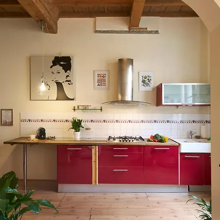 Bright, Romantic Retreat In Apartamento